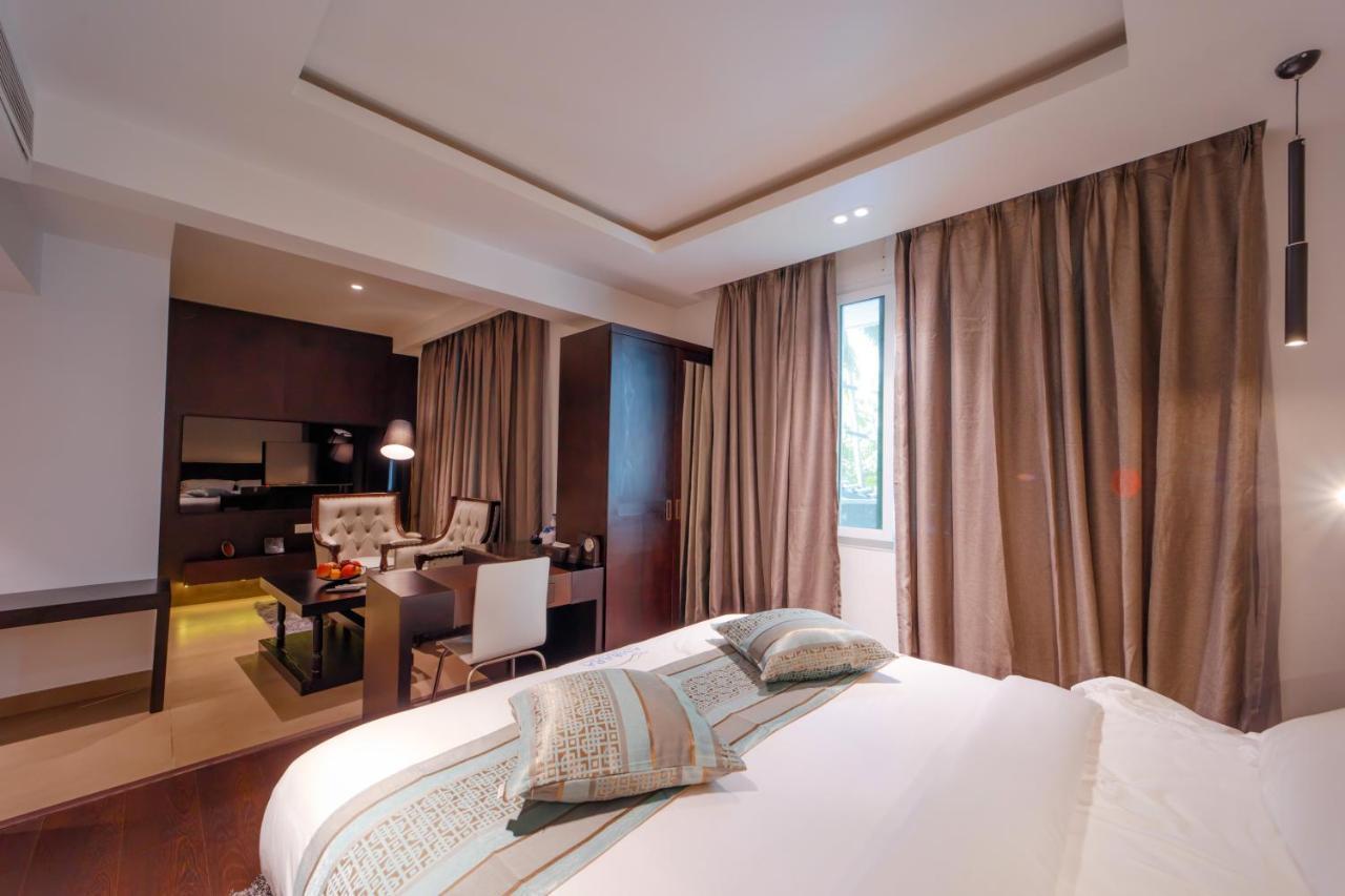 Ambara Suites Thiruvananthapuram Kültér fotó